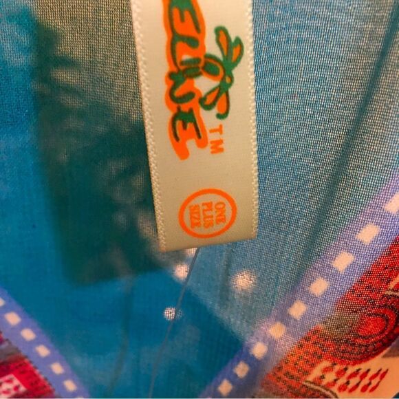 GORGEOUS SHEER JEWLED LACE UP V ROUND TOP - Picture 9 of 10